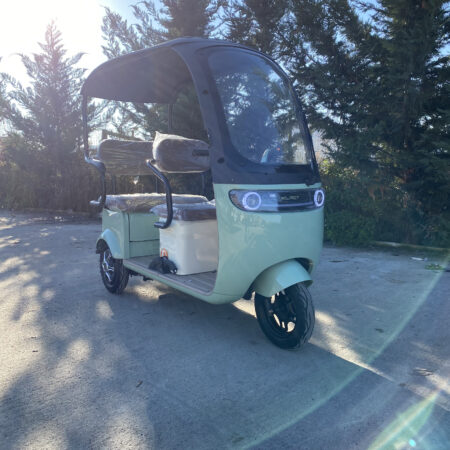 Tricikel elektrik Pedicab